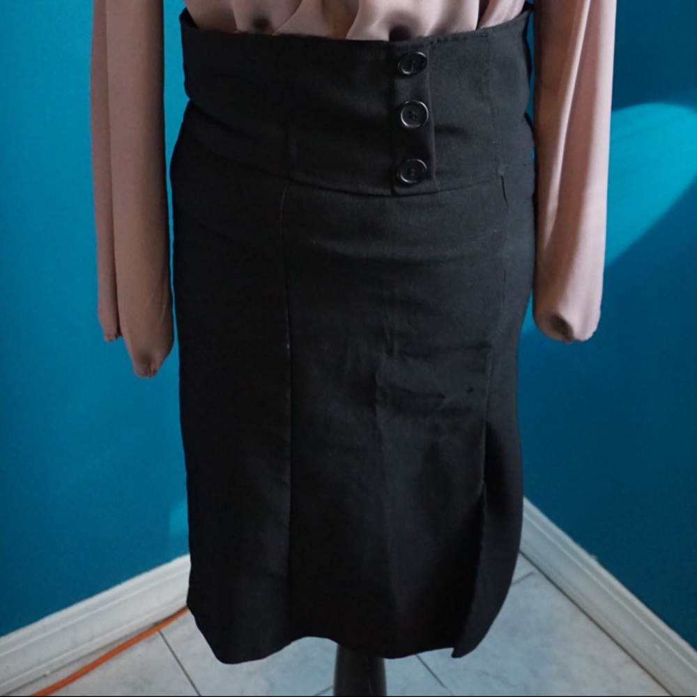 High waited pencil skirt